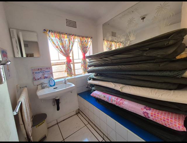 3 BEDROOM HOUSE FOR SALE IN VANDERBIJLPARK CE 5